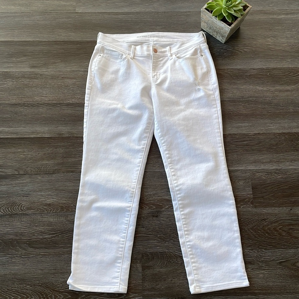 Old Navy Jeans Women’s Size 4R Mid-Rise Straight Crop Bright White Distressed